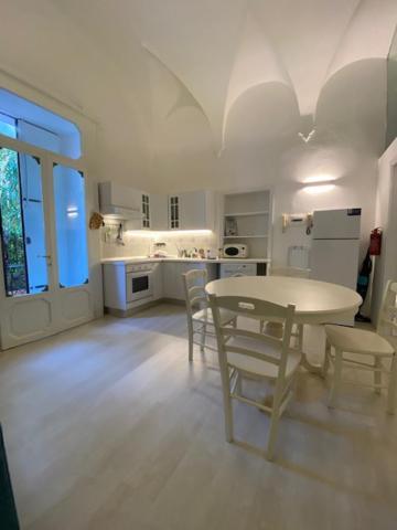 Duomo26 Boutique Apartment Дезенцано-дель-Гарда Экстерьер фото