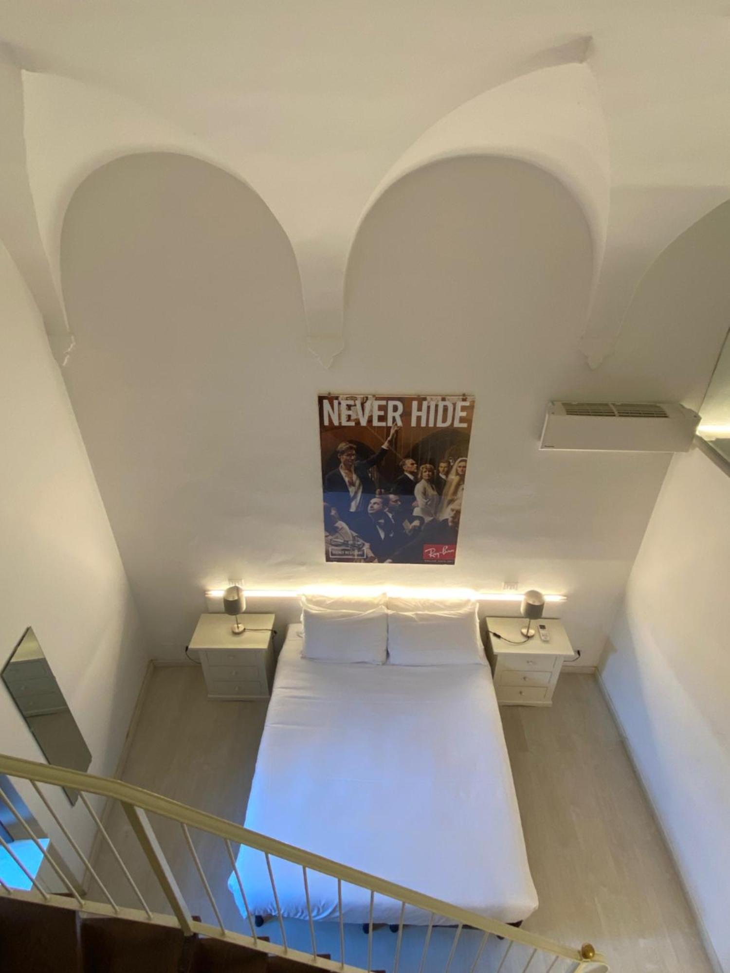 Duomo26 Boutique Apartment Дезенцано-дель-Гарда Экстерьер фото